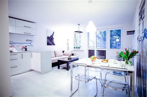 Photo 2 - Apartment Bright & Comfy