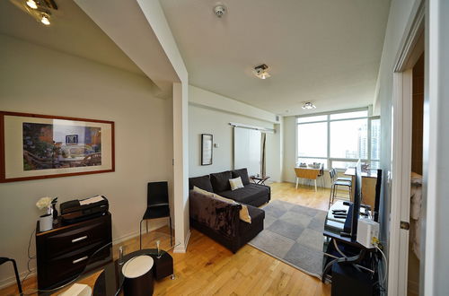 Photo 3 - The Maple Boutique Suites