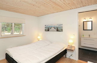 Photo 2 - 8 Person Holiday Home in Blavand