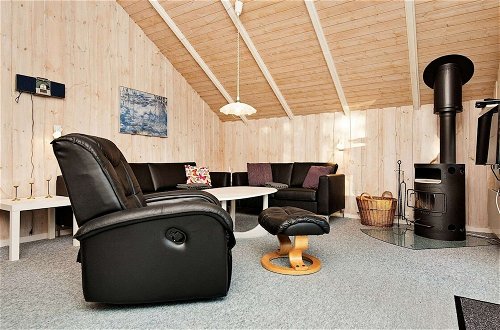 Foto 10 - 6 Person Holiday Home in Oksbol
