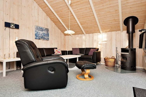 Photo 16 - 6 Person Holiday Home in Oksbol