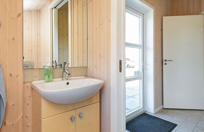 6 Person Holiday Home in Fano - Foto 5