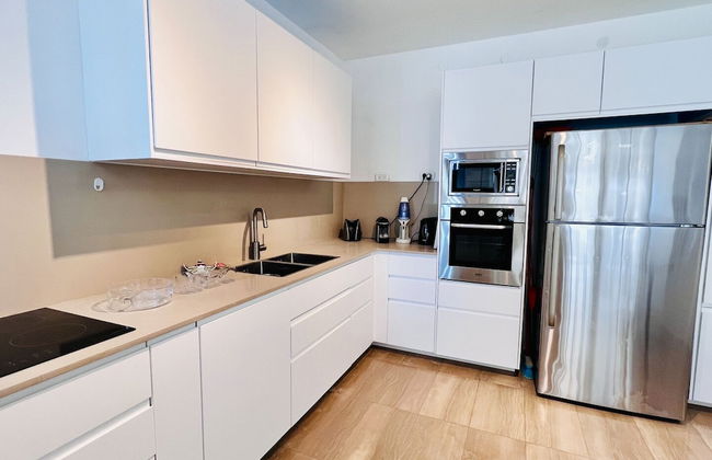 Elegant Apt with Balcony & Sea View by FeelHome - Foto 10