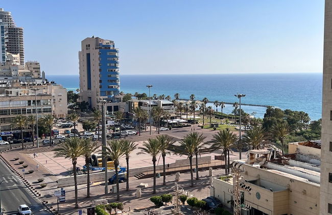 Elegant Apt with Balcony & Sea View by FeelHome - Foto 18