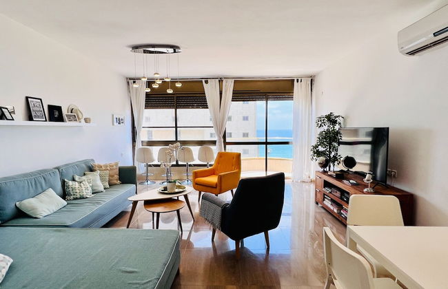 Elegant Apt with Balcony & Sea View by FeelHome - Foto 16