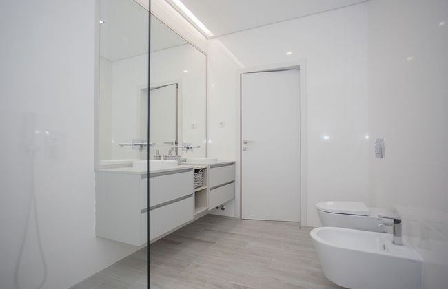 Liiiving -Luxury River View Apartment XI - Photo 35