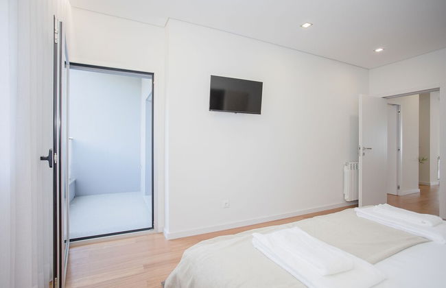 Liiiving -Luxury River View Apartment XI - Photo 12