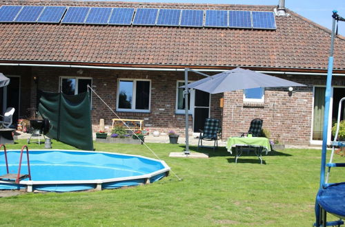 Foto 18 - Dreamy Holiday Home in Sweikhuizen With Swimming Pool, Garden