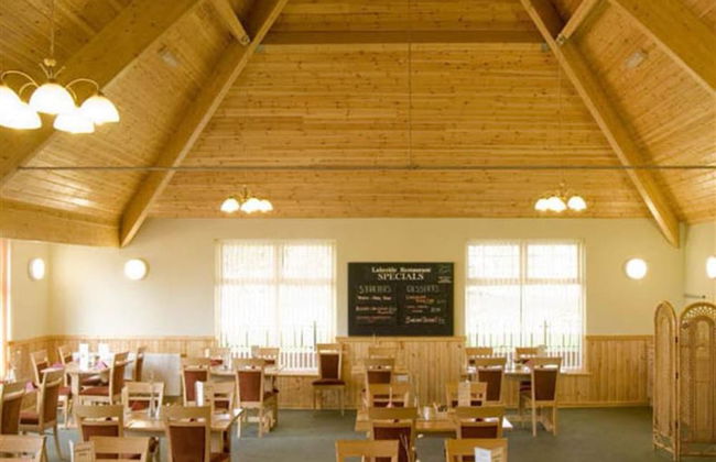 Lakes and Woodlands Overstone Holiday Park - Foto 32