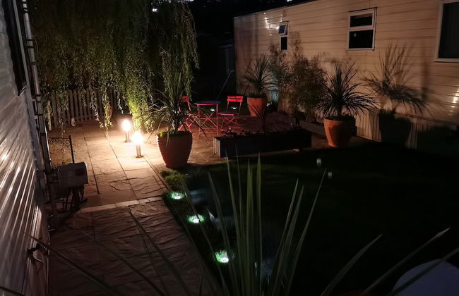Lakes and Woodlands Overstone Holiday Park - Foto 42