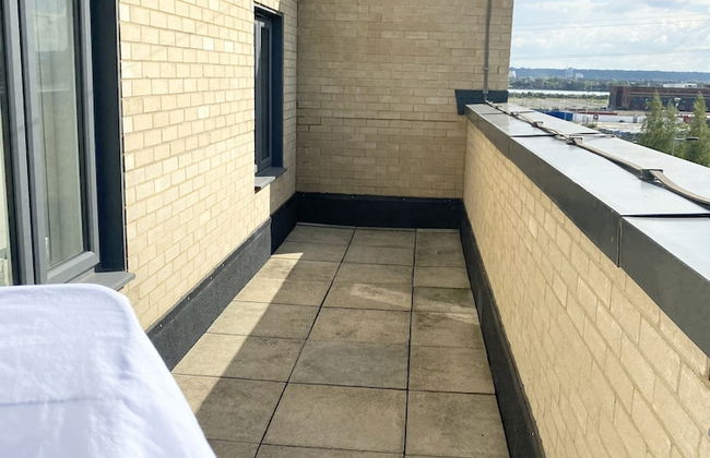 Captivating 1-bed Apartment in Barking - Foto 6