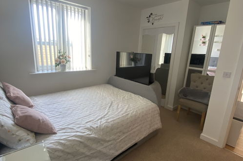 Foto 13 - Captivating 1-bed Apartment in Barking