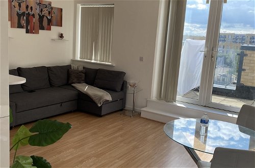 Foto 22 - Captivating 1-bed Apartment in Barking