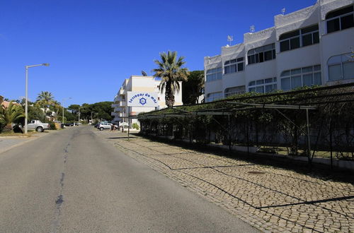 Photo 31 - Vilamoura Shine Garden With Pool by Homing