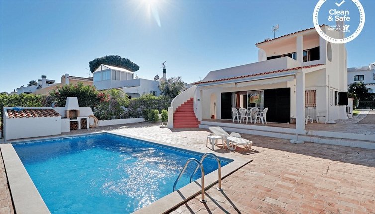 Photo 1 - Vilamoura Ocean Villa With Pool by Homing