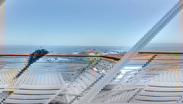 Foto 1 - Secure Camps Bay Apartment w Pool Views Bali C