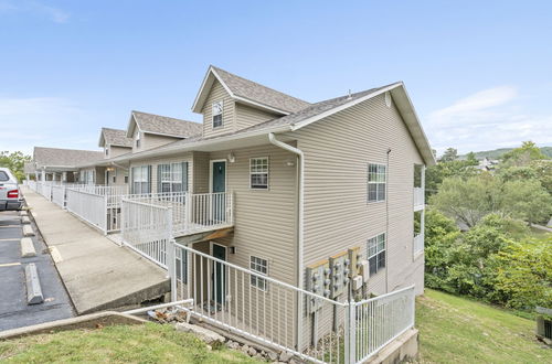 Photo 23 - The Branson Condo at Fall Creek - Overlooking the Rolling Hills