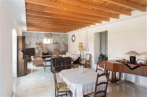 Photo 22 - Charming 3-bed Villa in Pidasos With Open Views