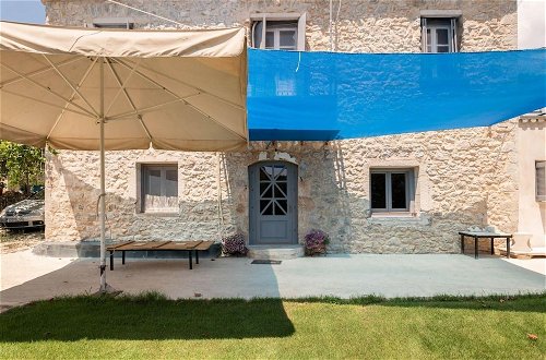Photo 37 - Charming 3-bed Villa in Pidasos With Open Views