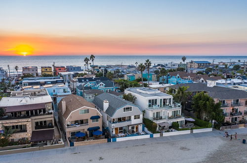 Photo 19 - Bay View IV by Avantstay Stylish Mission Beach Home on the Sand