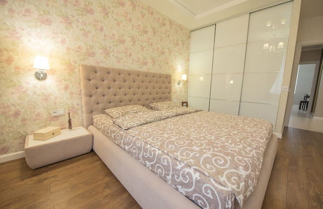 Flatsis Apartment Svobody 12 - Photo 3