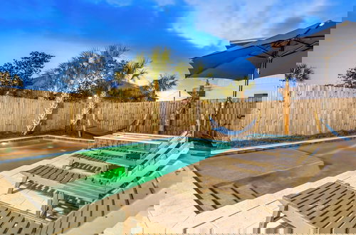 Foto 31 - Four Suns by Avantstay 5 Mins TO Beach OCC 20! Arcade Game, Ping Pong, BBQ & Pool!