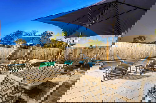 Foto 33 - Four Suns by Avantstay 5 Mins TO Beach OCC 20! Arcade Game, Ping Pong, BBQ & Pool!