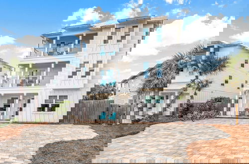 Foto 36 - Four Suns by Avantstay 5 Mins TO Beach OCC 20! Arcade Game, Ping Pong, BBQ & Pool!