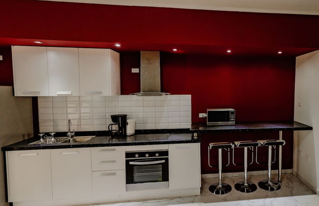 Charming 1-bedroom Apartment 2 km From Eagle Beach - Photo 15