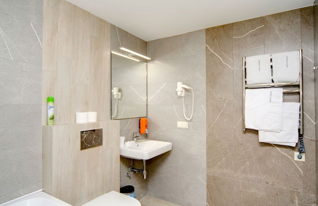 Arena Summit Apart Hotel - Photo 8