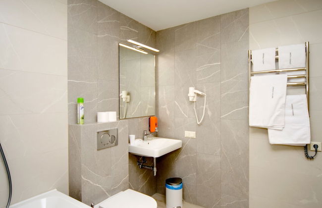 Arena Summit Apart Hotel - Photo 21