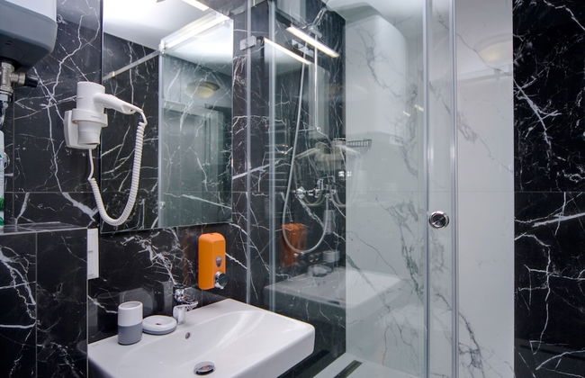 Arena Summit Apart Hotel - Photo 44