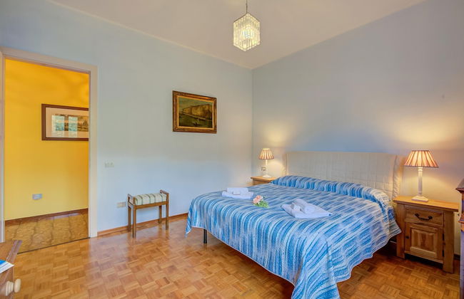Connie s Apartment in Monvalle - Foto 49