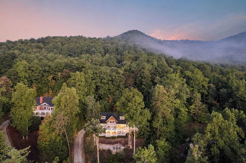 Foto 44 - Juliet by Avantstay Mountain Views Near Asheville/black Mountain