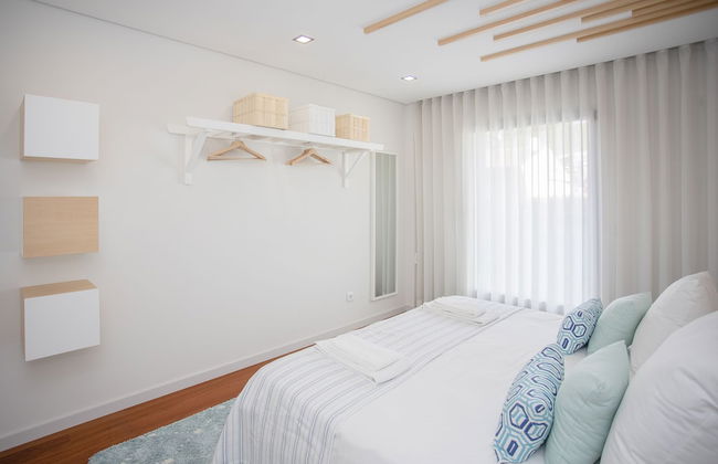 Liiiving-Luxury River View Apartment XII - Photo 18