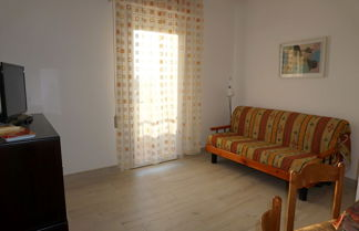 Photo 3 - Comfy Flat With Balcony and Shared Pool - Beahost