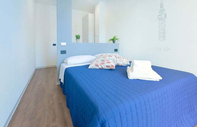 8 Bedroom Apartment in Reggio Emilia Center - Photo 16