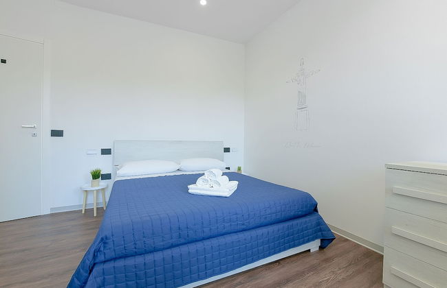 8 Bedroom Apartment in Reggio Emilia Center - Photo 11