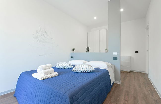 8 Bedroom Apartment in Reggio Emilia Center - Photo 7
