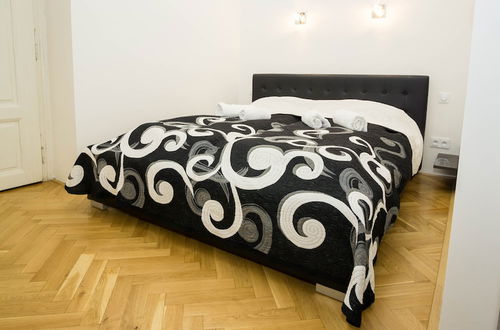 Photo 5 - Black & White Apartment by Wenceslas Sq.