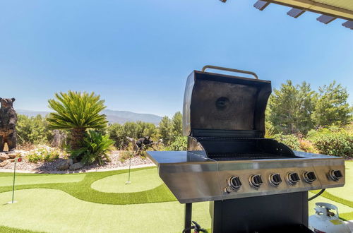 Photo 22 - Bear Bridge by Avantstay Hilltop Haven in Temecula w/ Views, Putting Green & Hot Tub