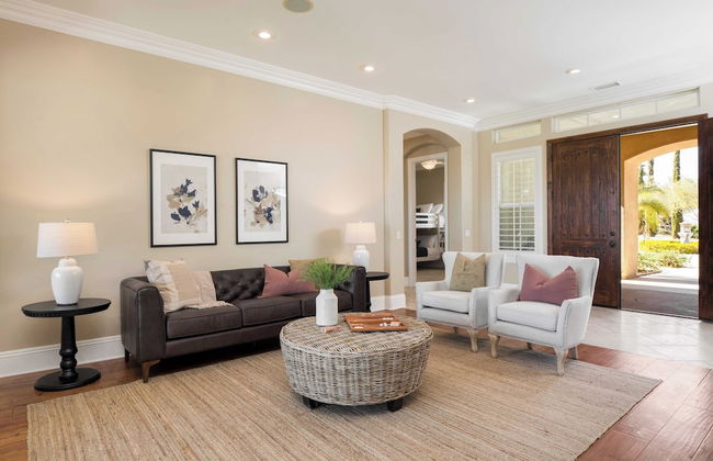 Bear Bridge by Avantstay Hilltop Haven in Temecula w/ Views, Putting Green & Hot Tub - Photo 10