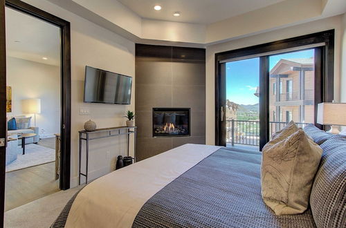 Photo 24 - Juniper Landing 3 Bedroom by Avantstay Condo in Park City Mountain Resort w/ Pool, Hot Tub & Gym