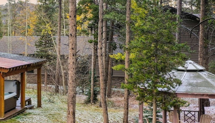 Photo 1 - River Rock by Avantstay 8 Bedroom Ski Estate w/ Hot Tub & Movie Theatre 10 Min Walk to Mtn