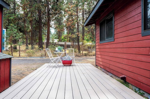 Foto 25 - Quiet River Bend Cabin by Avantstay 35 Mins to Mt Bachelor 10 Mins to Town Centre Hot Tub