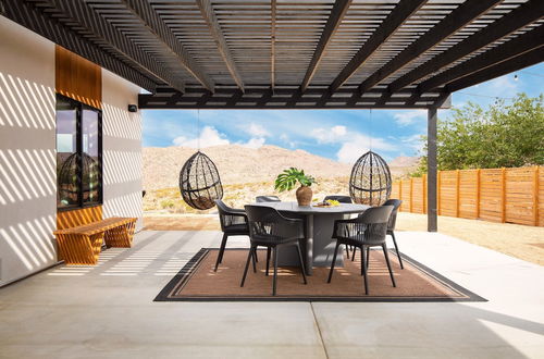 Photo 20 - Chicory by Avantstay Modern Desert Retreat w/ Hot Tub