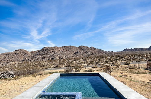 Photo 17 - Chicory by Avantstay Modern Desert Retreat w/ Hot Tub