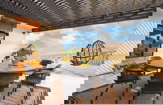 Foto 3 - Chicory by Avantstay Modern Desert Retreat w/ Hot Tub