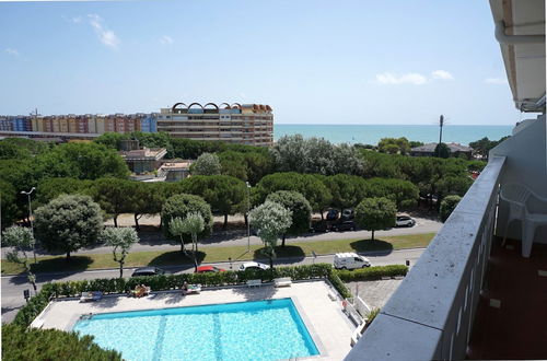 Photo 10 - Beautiful Beachfront Apartment With Terrace Sea View and Swimming Pool