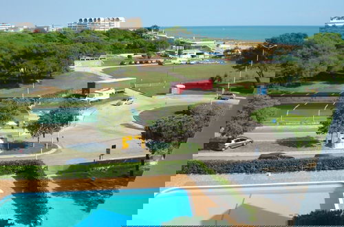Photo 8 - Flat With sea View Balcony
